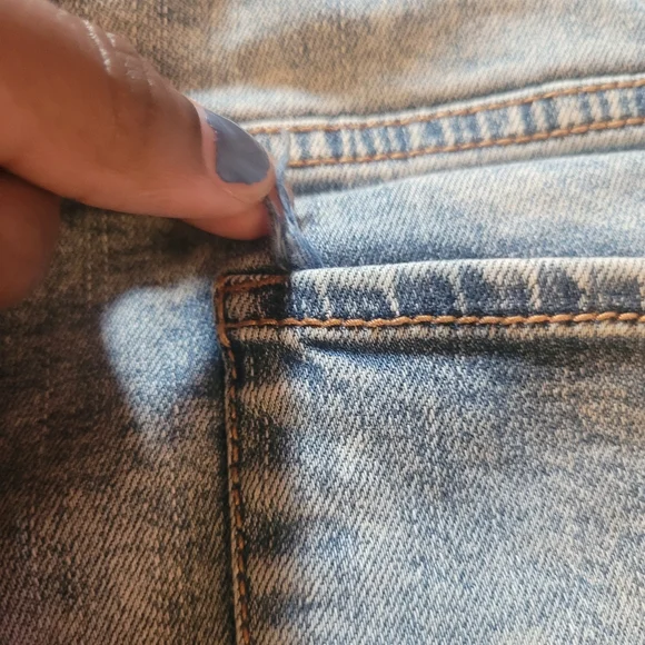 High Rise Lace Shorts (Light Blue Wash) - Picture 12 of 14